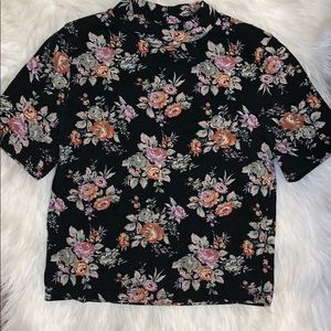 Floral Crop Top.